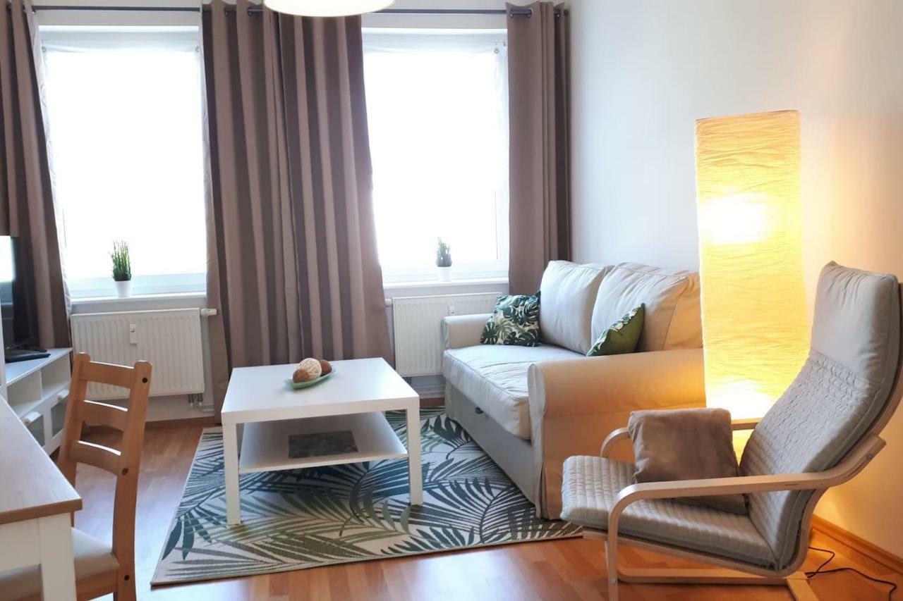 Ferienwohnung Mit Seeblick Бранденбург Екстериор снимка