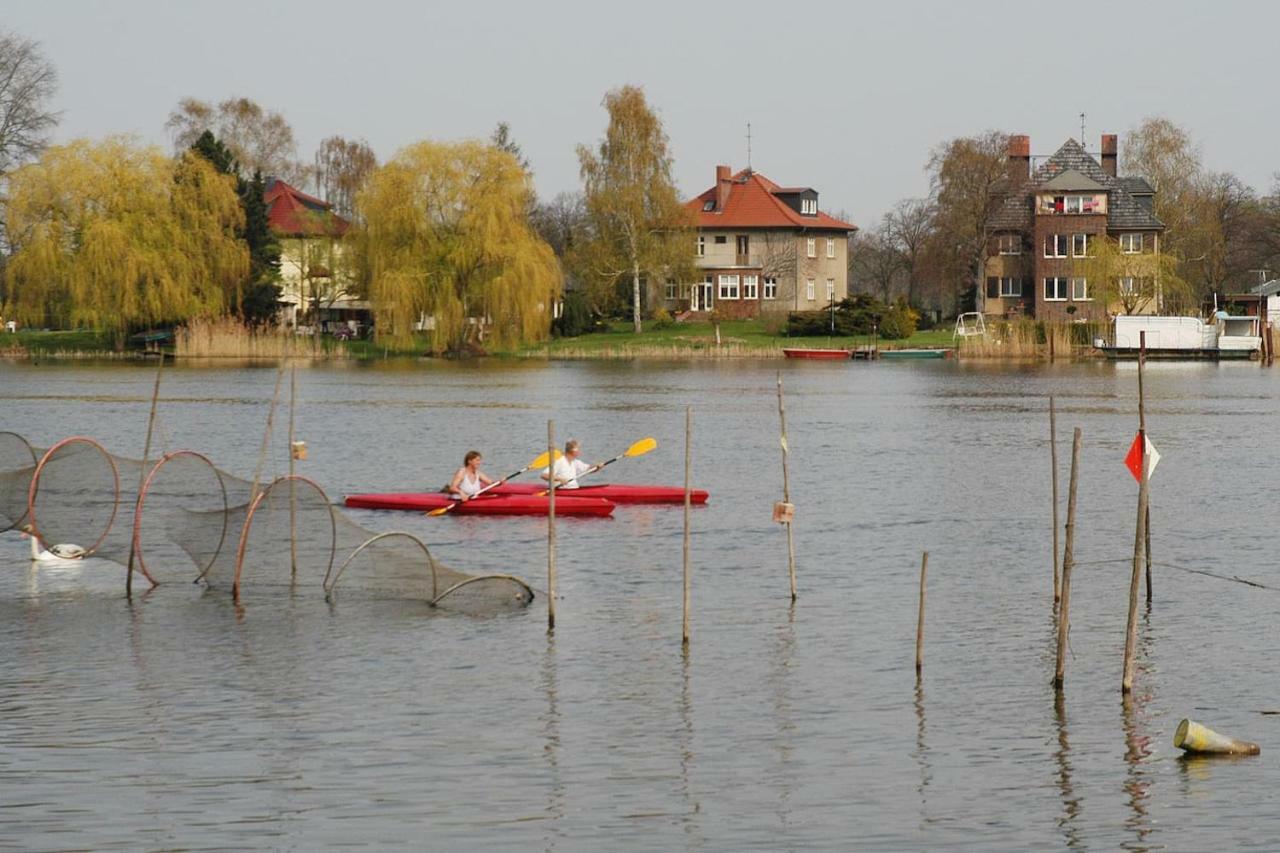 Ferienwohnung Mit Seeblick Бранденбург Екстериор снимка